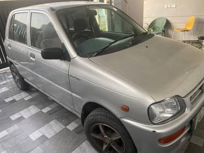 Daihatsu Cuore 2011