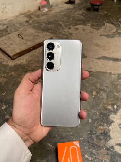 Tecno 40 Pro Plus