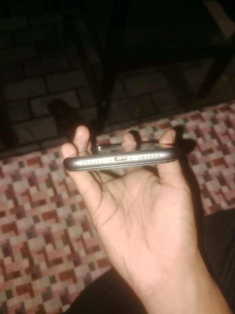 Apple iPhone 11 2