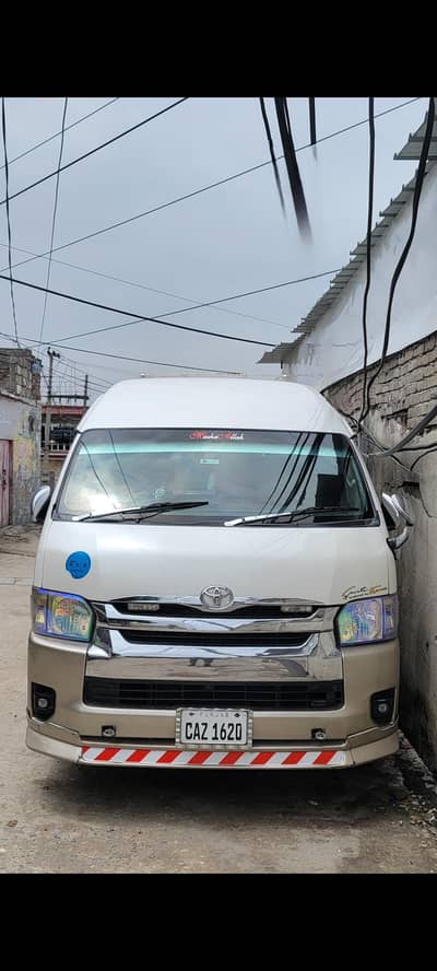 Grand Cabin 224 Seater 13/17 Available in Islamabad motrvy Chowk 26 no