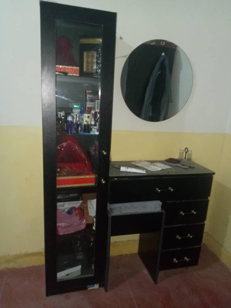 dressing table 4