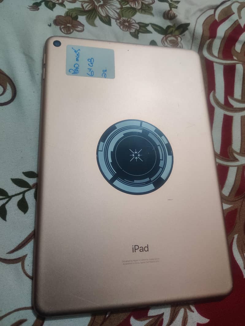ipad mini 5.64 GB 3