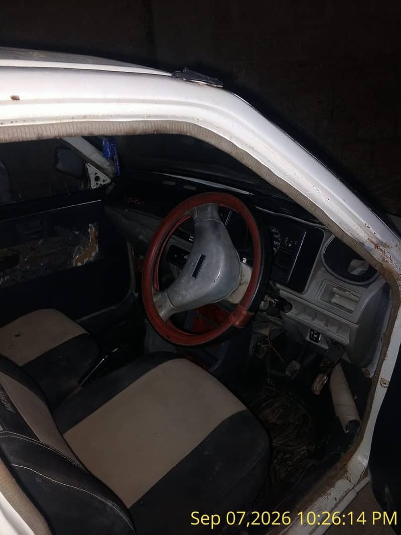 Suzuki Mehran VX 2000 6
