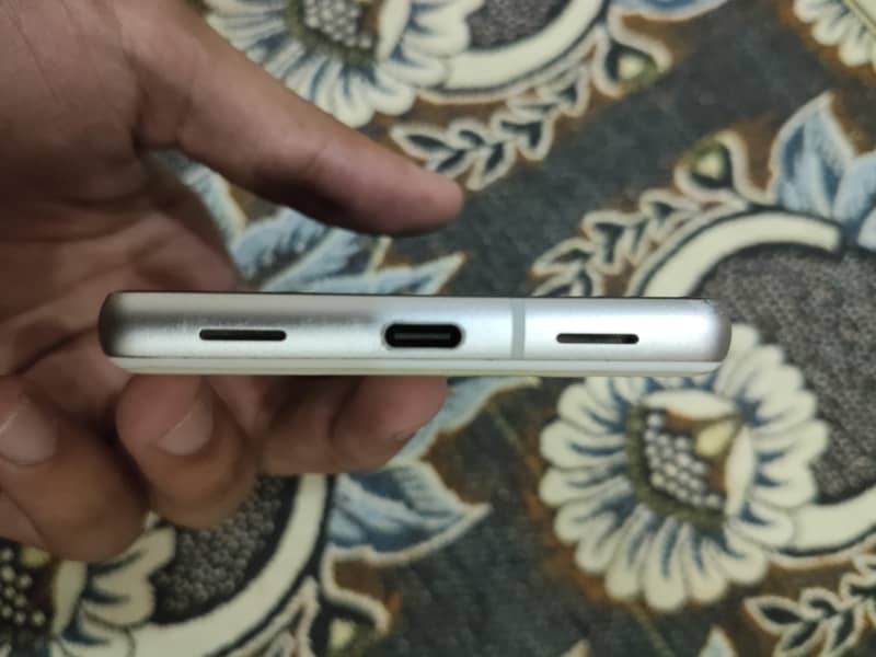 Google Pixel 7a 2