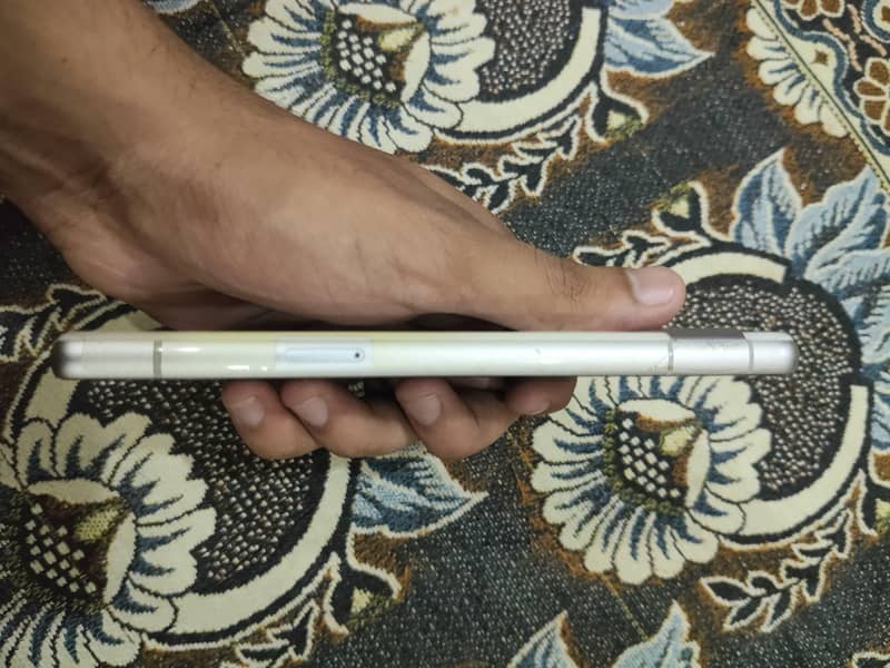 Google Pixel 7a 4