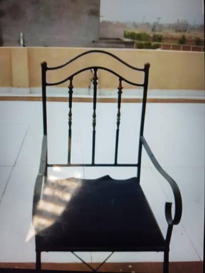 metal bed