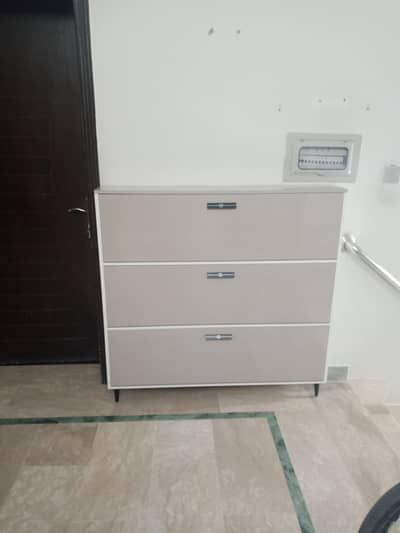 shoes rack