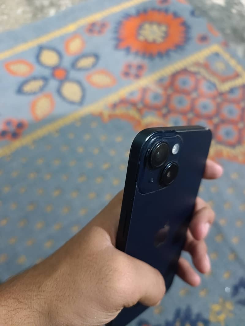 Apple iPhone 14 7