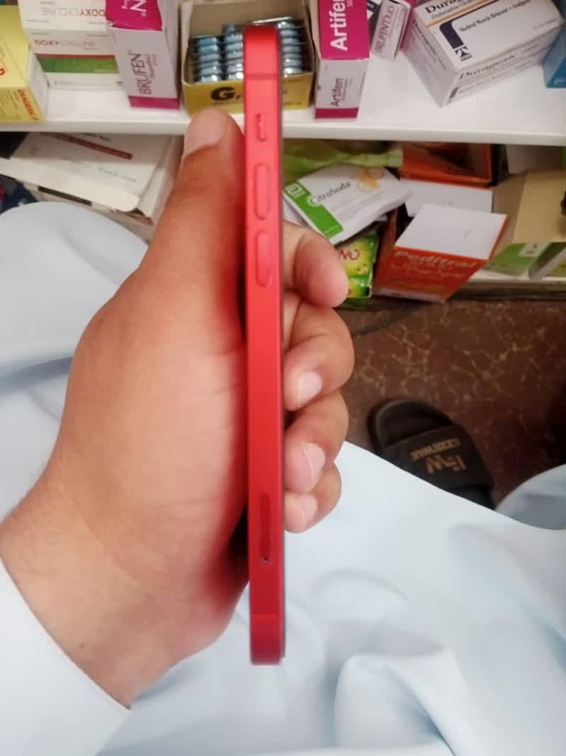 Apple iPhone 12 3