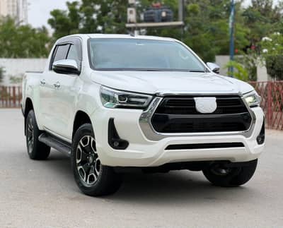 Toyota Hilux Revo-v D4D 4x4 2021 Super White B2B Genuine