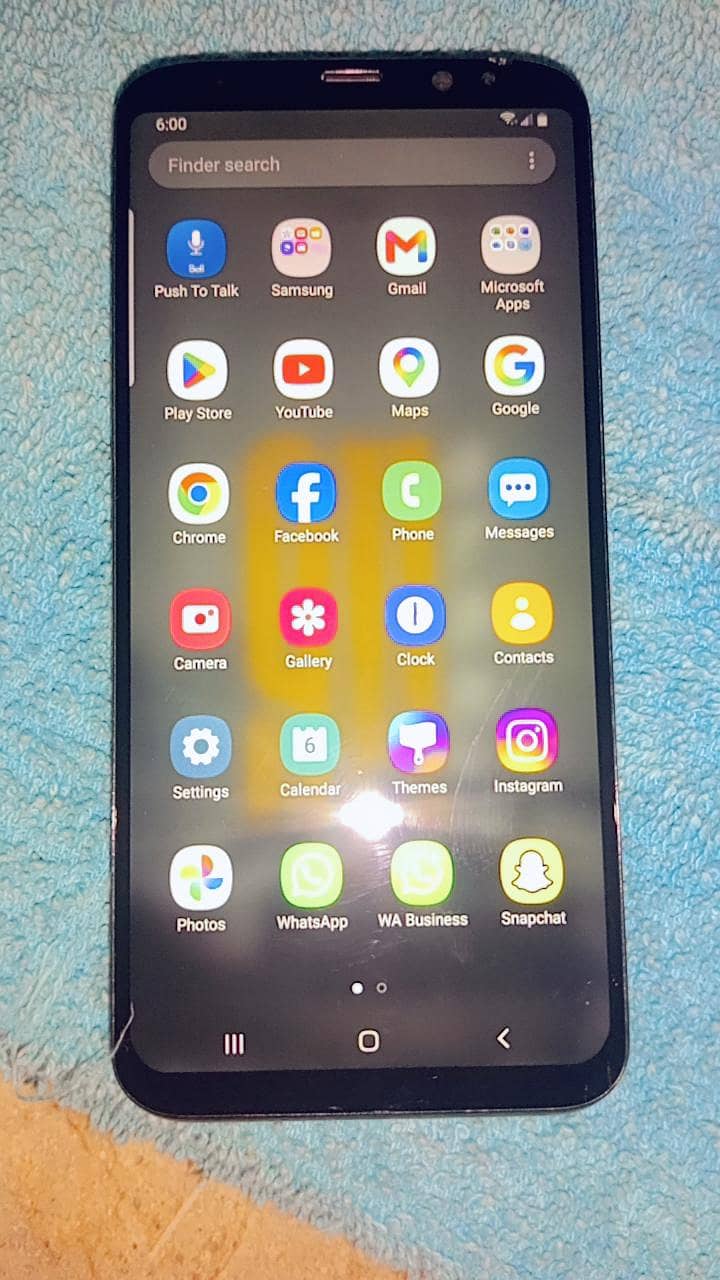Samsung Mobile S8 Plus 3