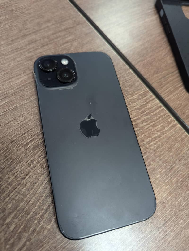 Apple iPhone 15 2