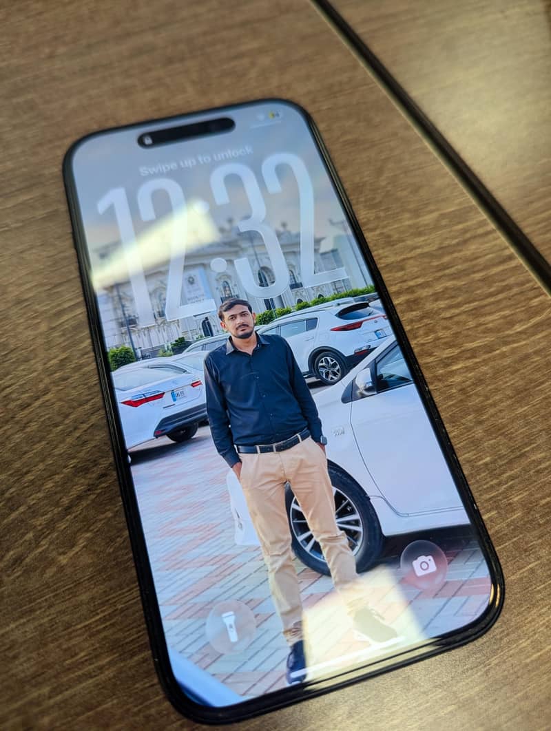 Apple iPhone 15 7