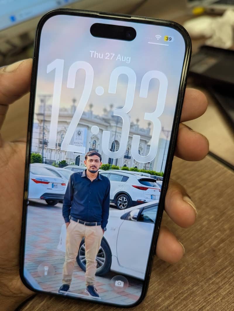 Apple iPhone 15 8