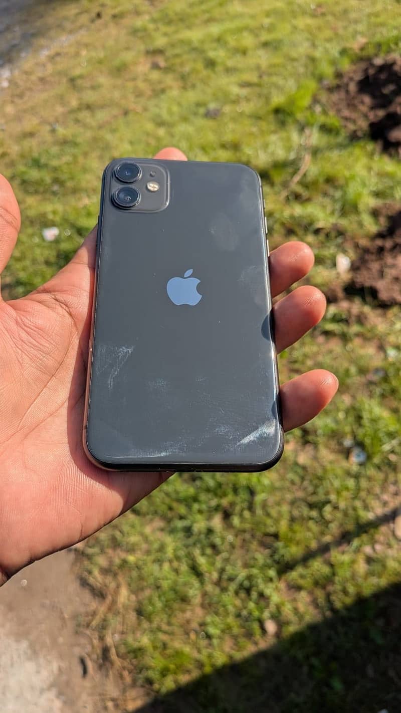 Apple iPhone 11 0