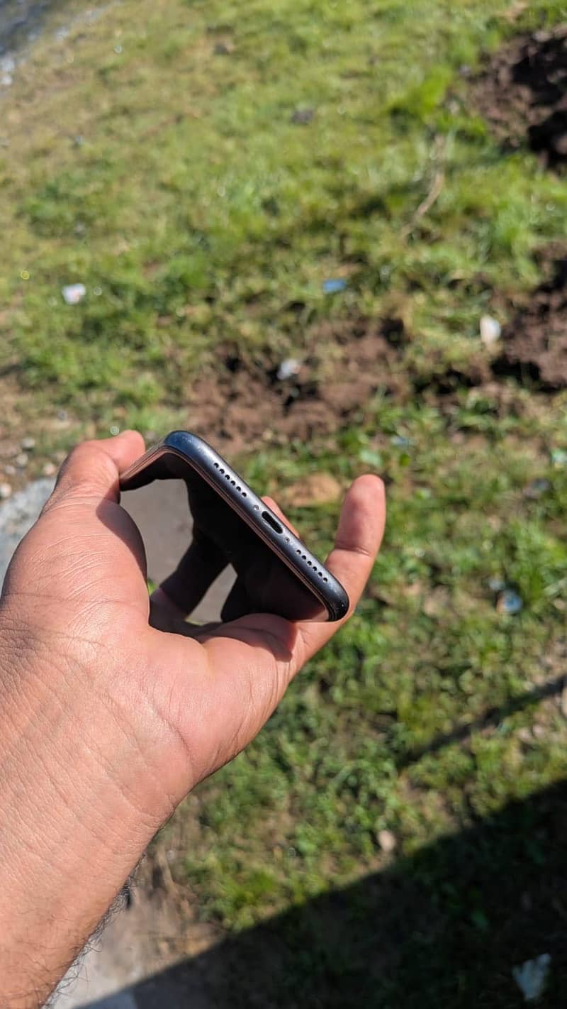 Apple iPhone 11 2