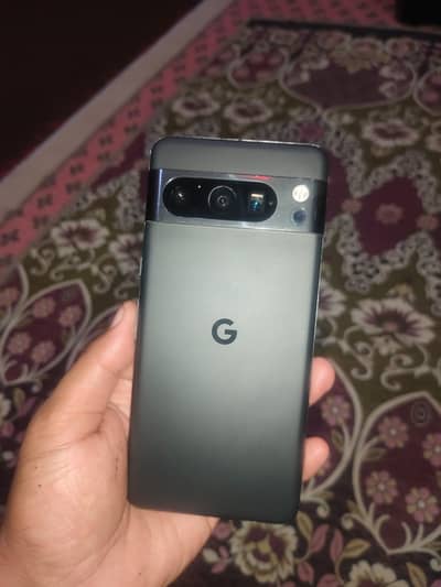 Google Pixel 8 Pro