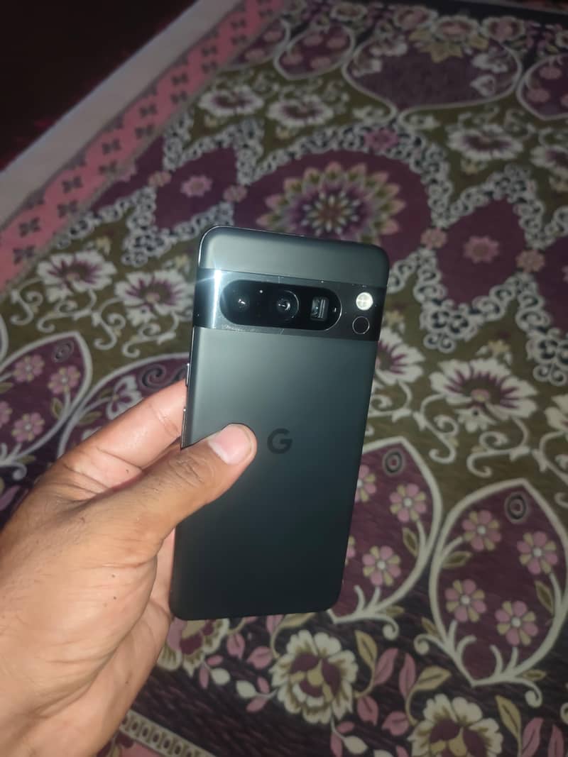Google Pixel 8 Pro 1