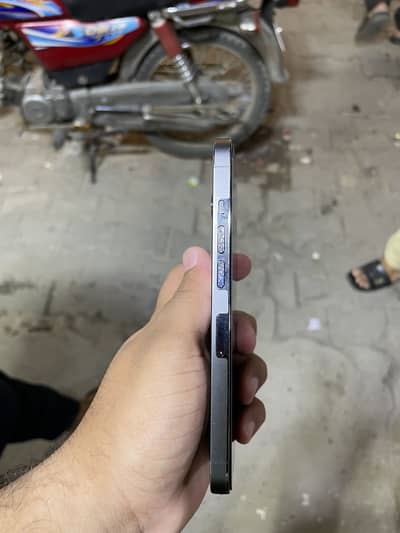 Apple iPhone 13 Pro