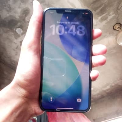 Apple iPhone 11 Pro Max pta approved 64 gb memory exchange possibe