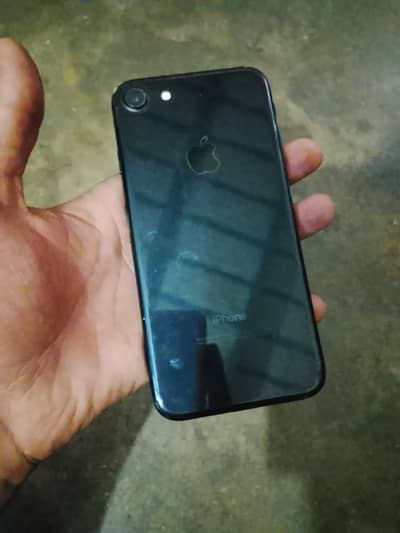 Apple iPhone 7