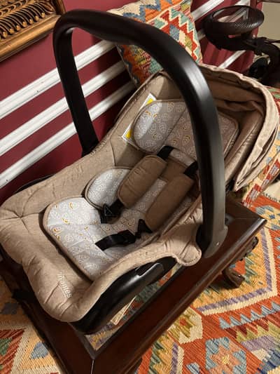  Baby Carry Cot – Excellent Condition