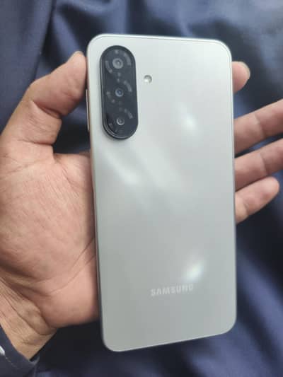 Samsung Mobile D500