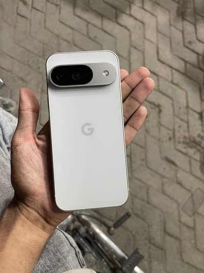 Google Pixel 9
