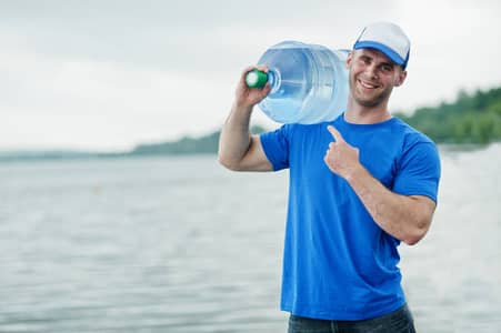 Delivery Boy ki zaroorat hai Paani ki bottles ki