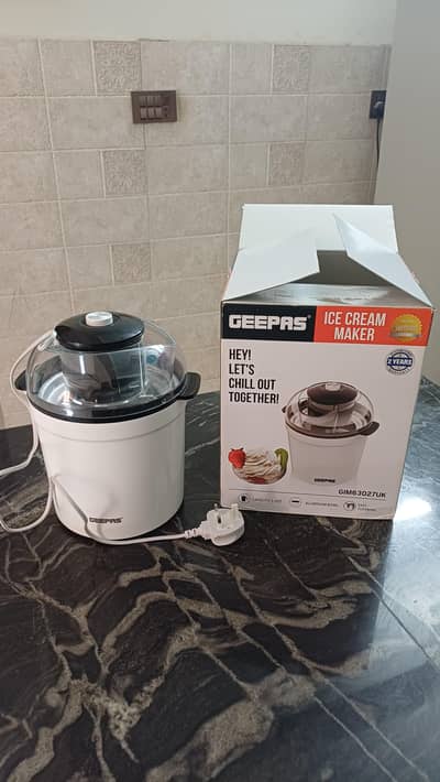 Geepas Ice Cream Machine