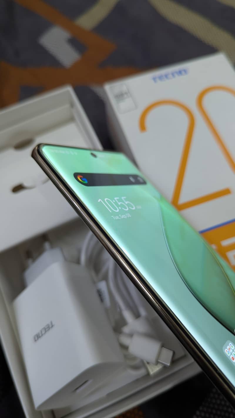 Tecno Spark 20 Pro Plus 2
