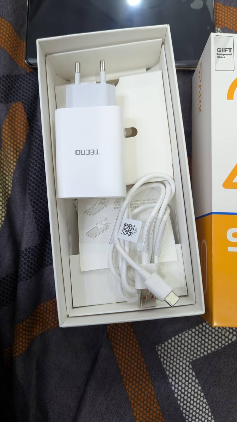 Tecno Spark 20 Pro Plus 8
