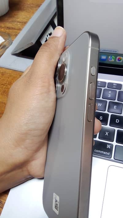 Apple iPhone 15 Pro