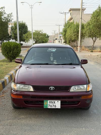 Toyota Corolla XE 2000