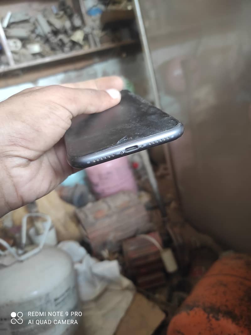 Apple iPhone 11 5