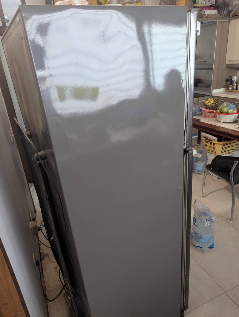 Dawlance fridge large size 1