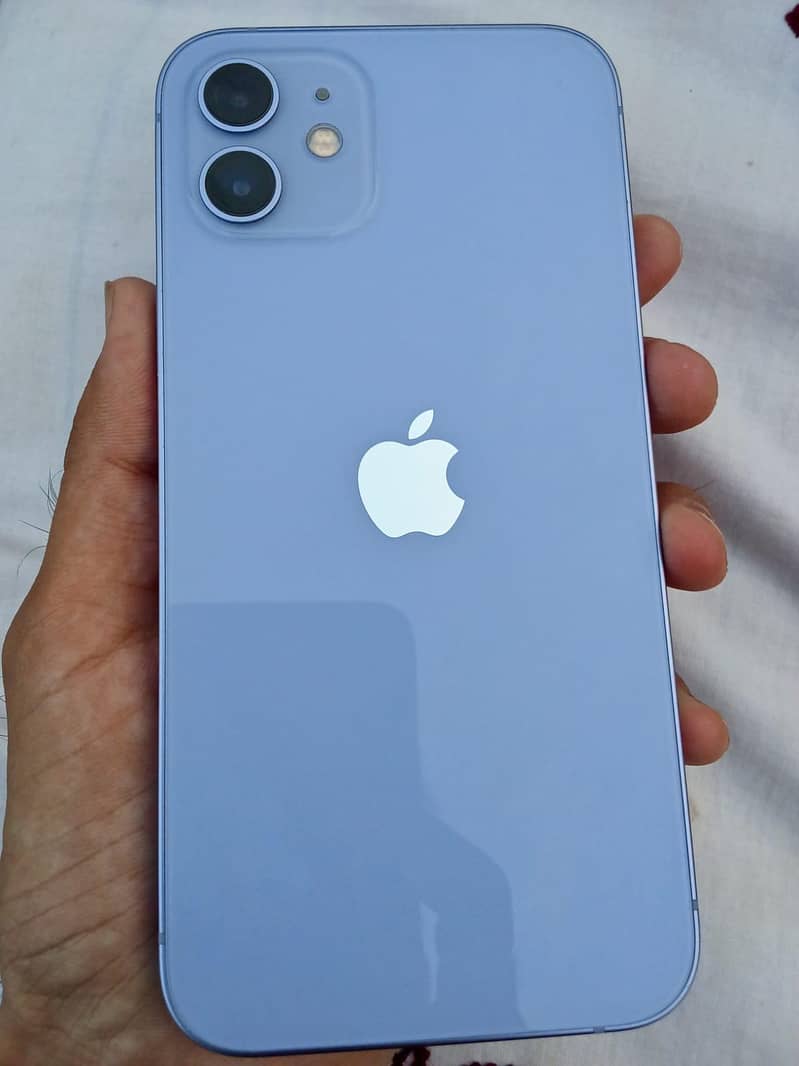 Apple iPhone 12 3