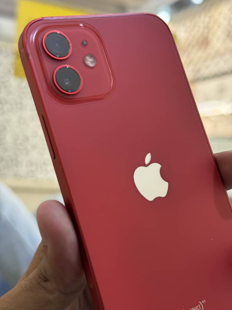 Apple iPhone 12 3