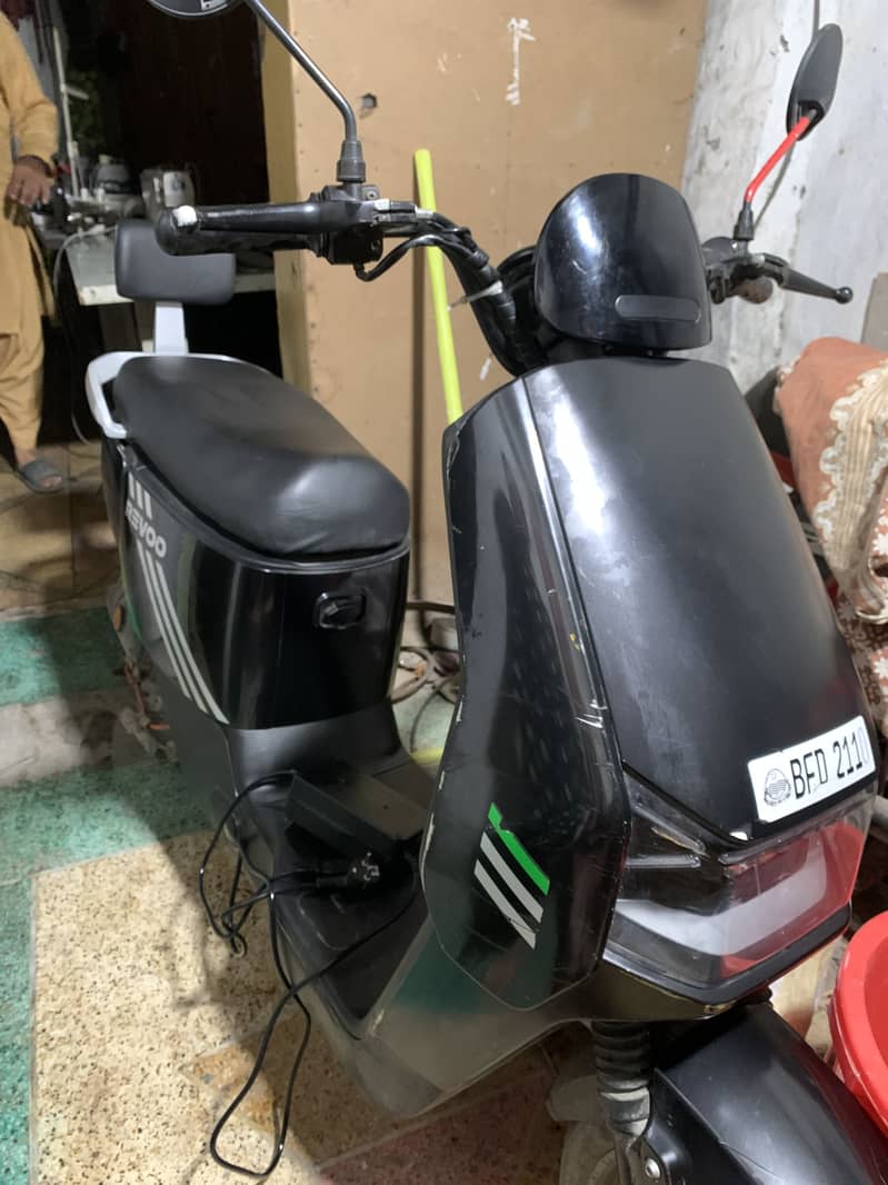 Revoo A10 3