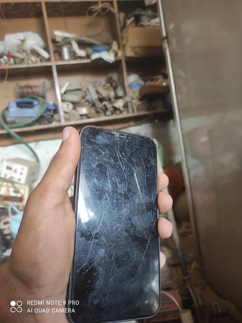 Apple iPhone 11 2