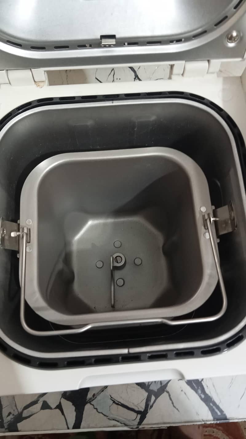 bread maker 2