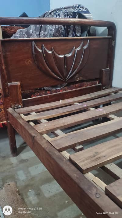 2 Single Beds Without Mattress