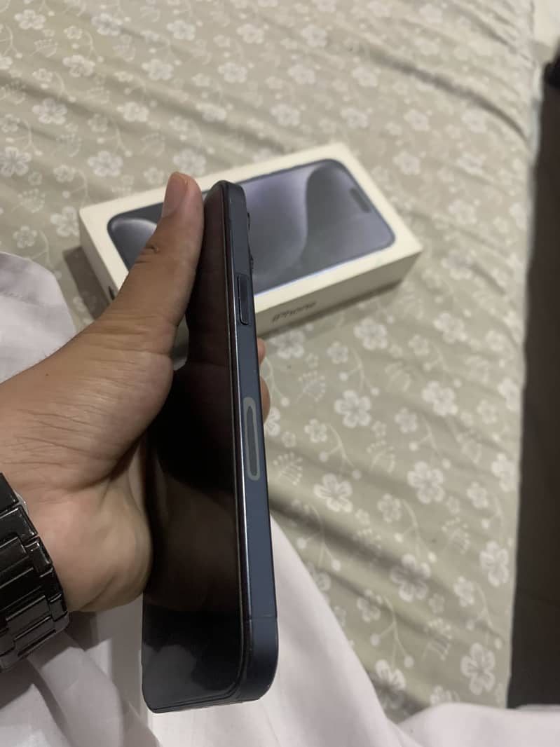 Apple iPhone 15 Pro Max 7