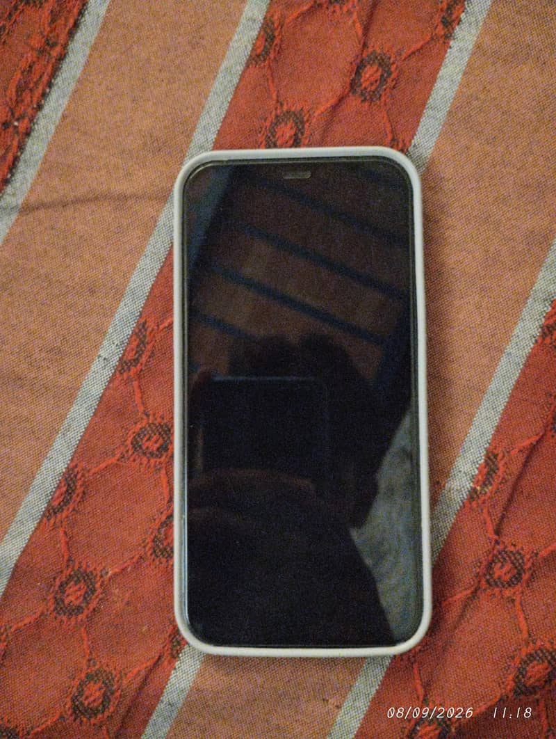 Apple iPhone 12 5