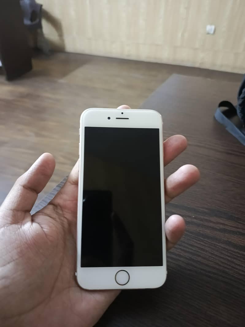 Apple iPhone 6S 2