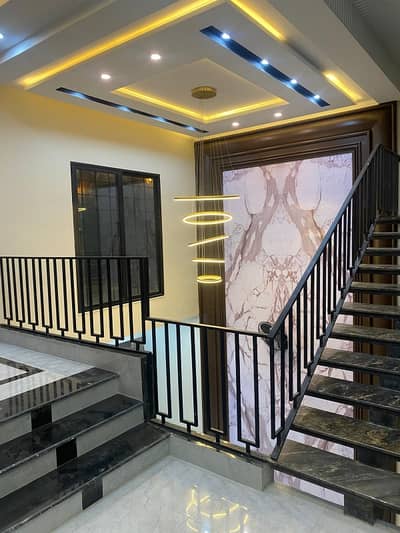 DOUBLE HEIGHTED 05 MARLA HOUSE AVAILABLE FOR SALE