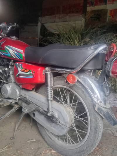 Honda CG 125 2023