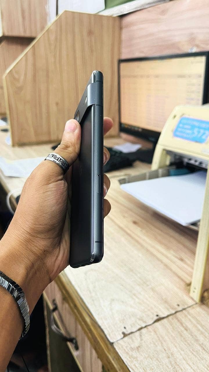 Google Pixel 7 5