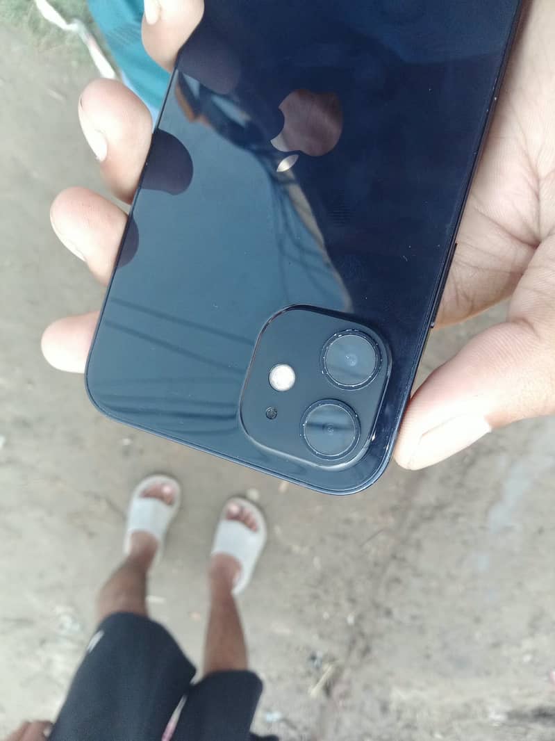 Apple iPhone 12 2