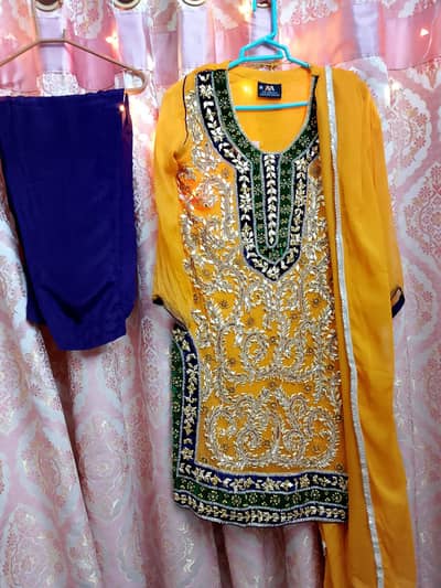 Beautiful gotta dress